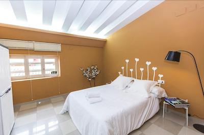 د ریور هستل