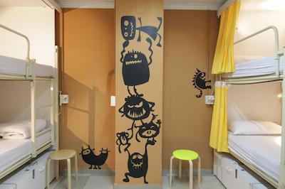 د ریور هستل