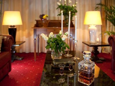 ک-هتلز کلوب هوس