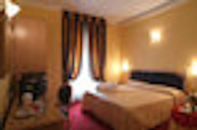 ک-هتلز کلوب هوس