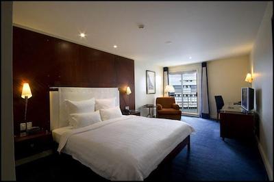 پیر اُن اسیدنی هاربور اوتگراف کالکشن