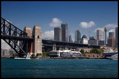 پیر اُن اسیدنی هاربور اوتگراف کالکشن