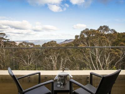 فیرمنت ریزرت بلو مونتینز-مگالری بای سُفیتل