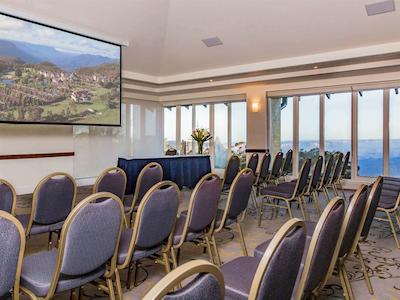 فیرمنت ریزرت بلو مونتینز-مگالری بای سُفیتل