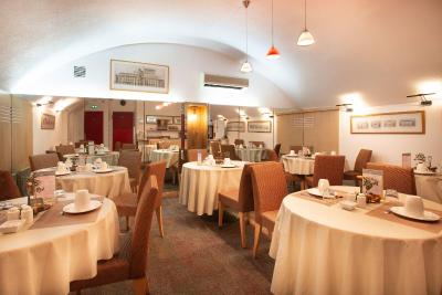 پاویلن باستیل