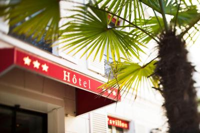 پاویلن باستیل