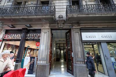 لنین هستل بارسلنا