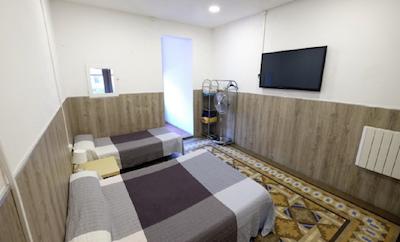 لنین هستل بارسلنا