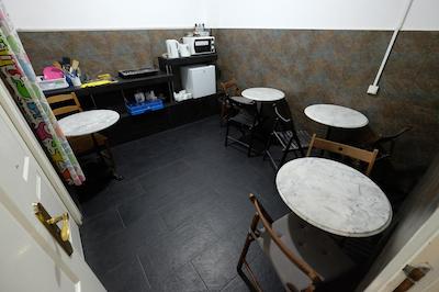 لنین هستل بارسلنا