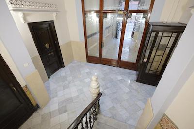 لنین هستل بارسلنا