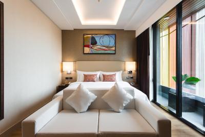 آدلفی فورتی-ناین