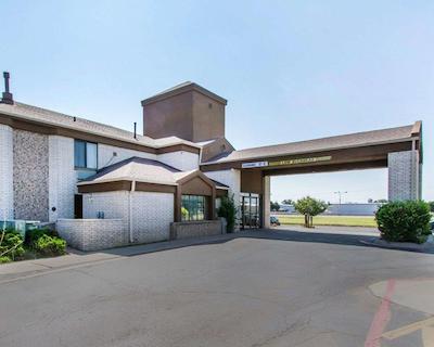 اسلیپ این آیرپرت