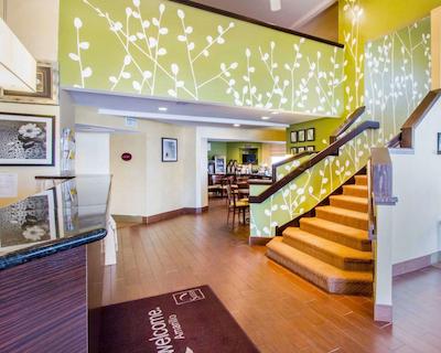 اسلیپ این آیرپرت