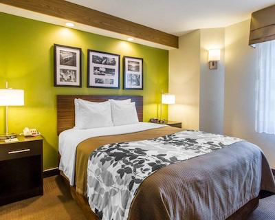 اسلیپ این آیرپرت