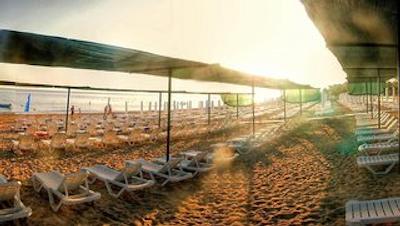 دیناستی هتل