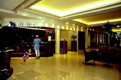 هانسیتیسهر هف