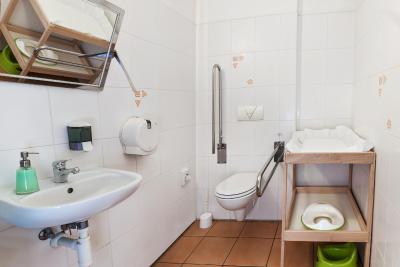 اوگوستوز ات اُتو