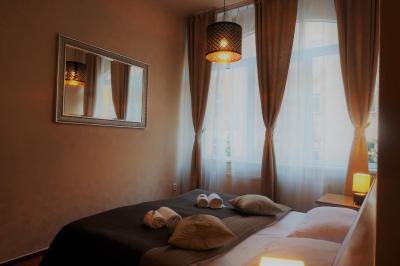 اوگوستوز ات اُتو