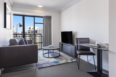 اوانی مترپلیز اوکلاند رسیدنسز