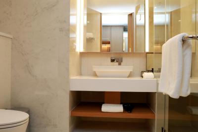 میراکل گرند کانونشن هتل