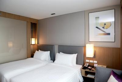 میراکل گرند کانونشن هتل