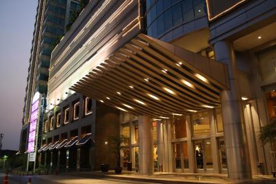 میراکل گرند کانونشن هتل