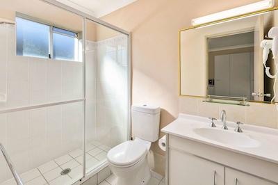 کمفرت این نرد بریسبان