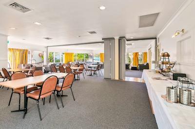 کمفرت این نرد بریسبان