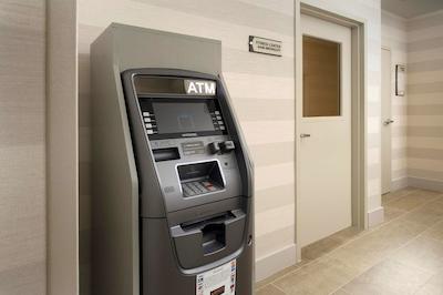 هموود سویتز بای هیلتون میامی دونتون/بریکل