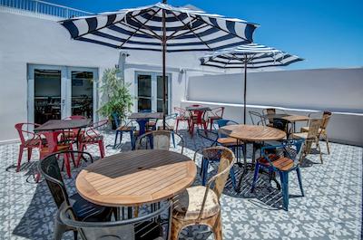 کلینتون هتل اسود بیچ