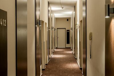 نووم هتل لیچتبورگ برلین ام کورفورستندام