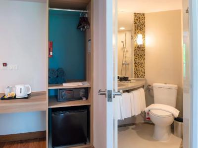 آیبیس پوکت پاتونگ