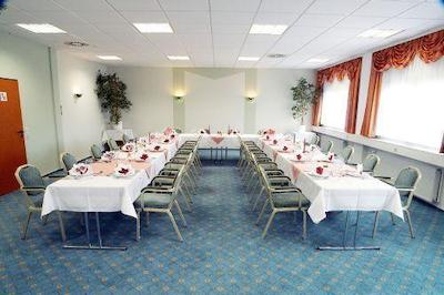 آیرپرت هتل ارفورت