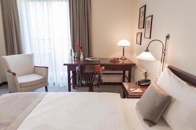 ماکسکس هتل جنا