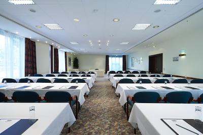 ماکسکس هتل جنا