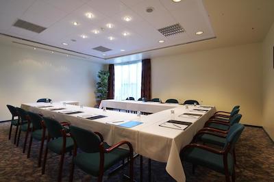 ماکسکس هتل جنا