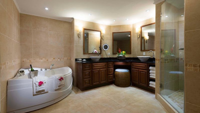 دیوی اروبا فنیکس بیچ ریزرت