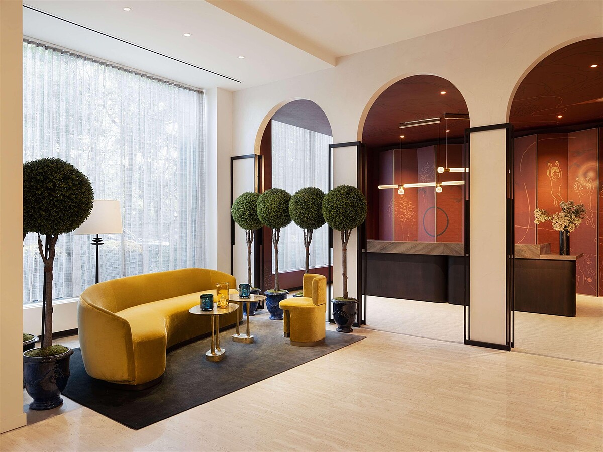 Park Lane Hotel