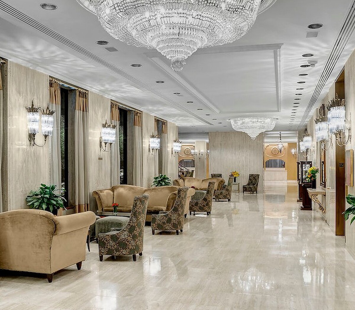 Park Lane Hotel
