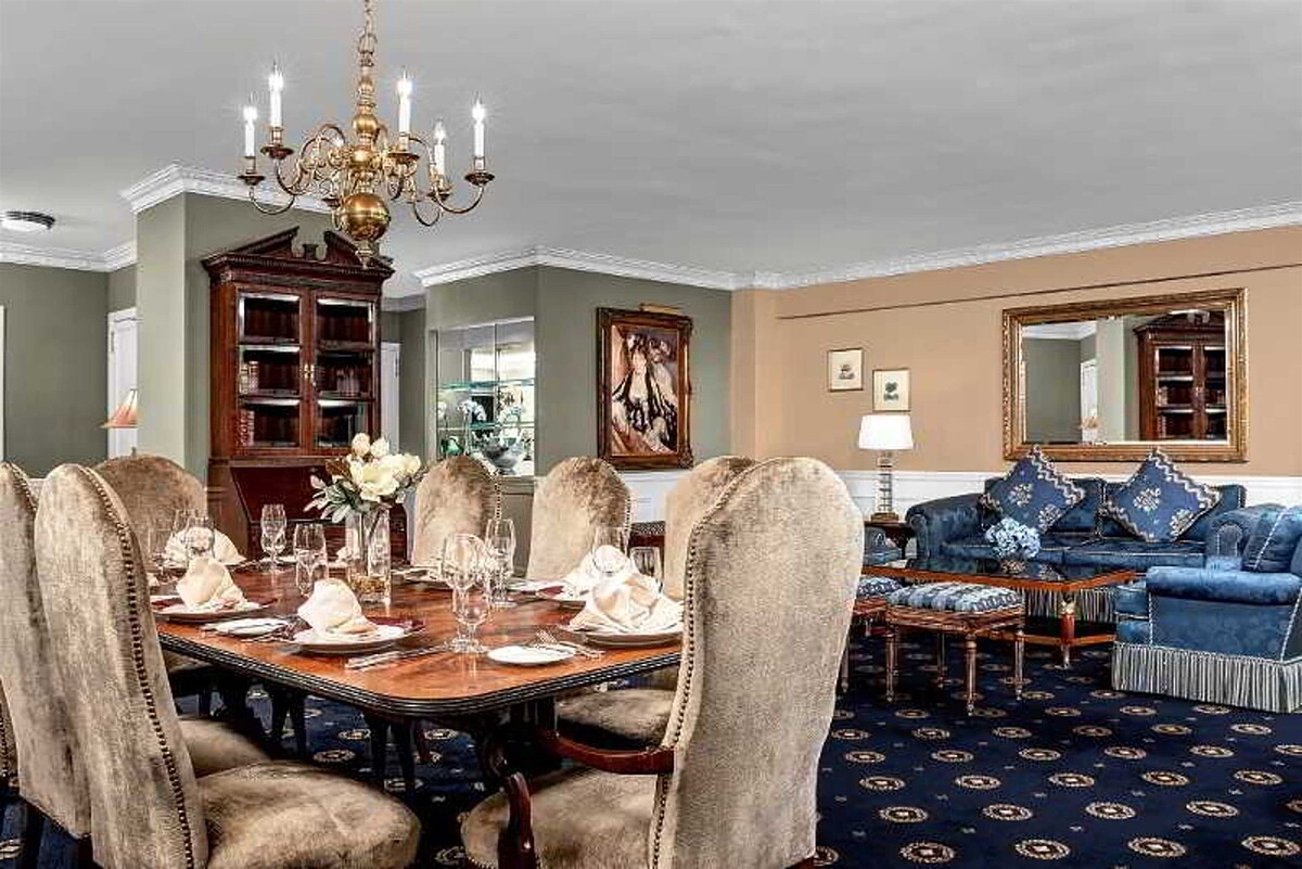 Park Lane Hotel
