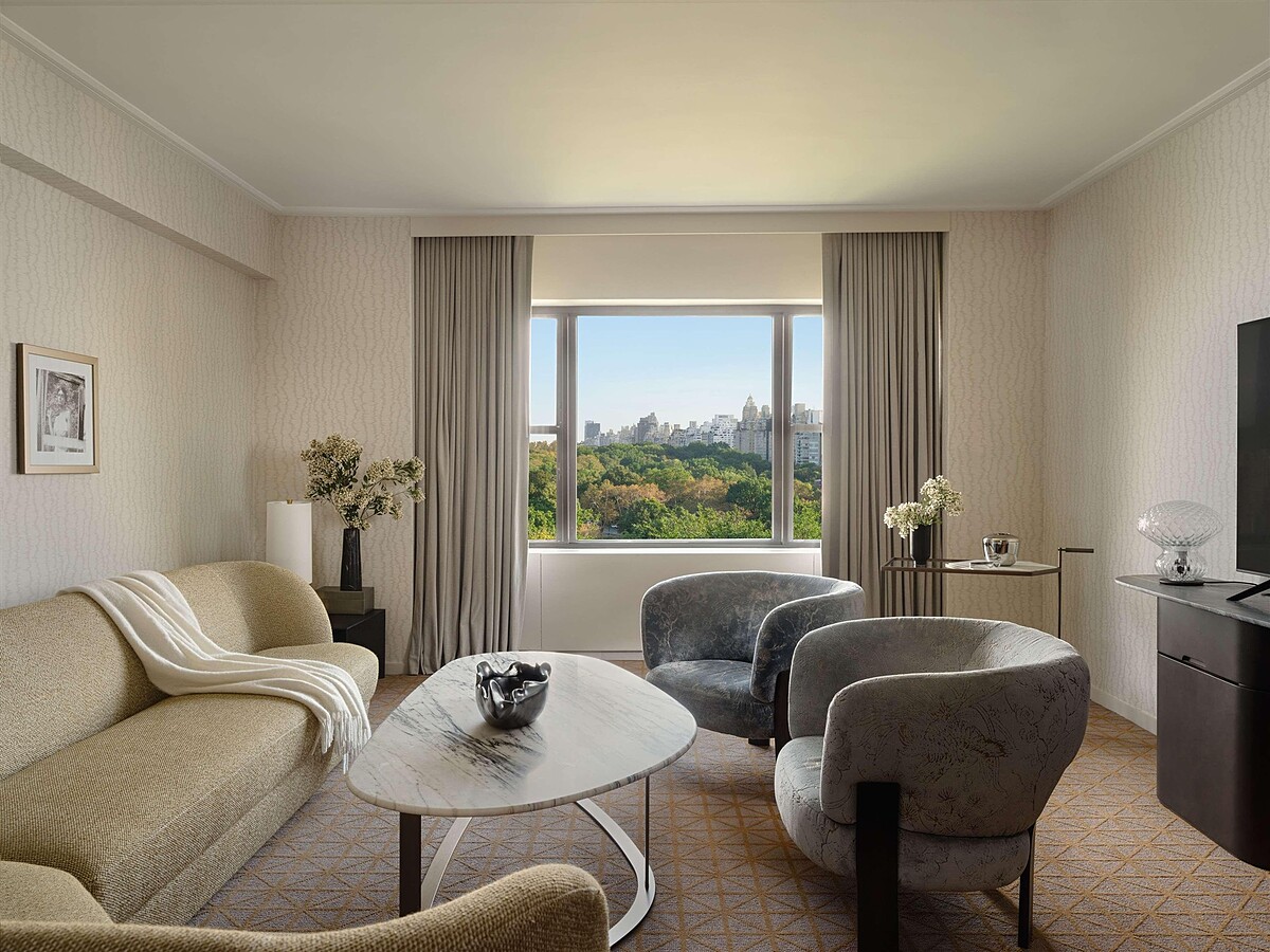 Park Lane Hotel