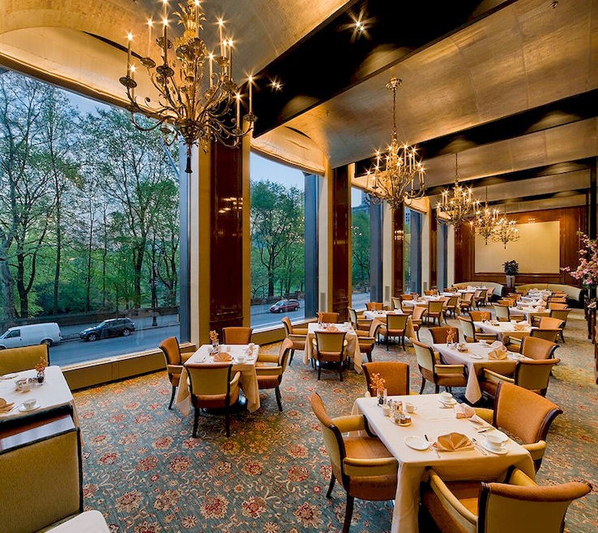 Park Lane Hotel
