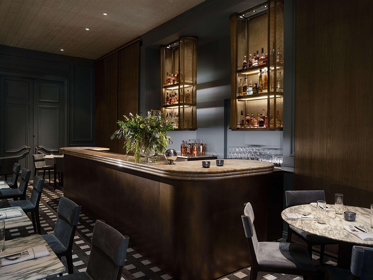 Park Lane Hotel