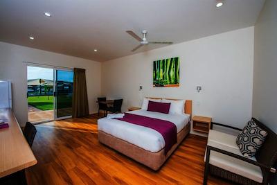 کلوب ترپیکال ریزرت داروین