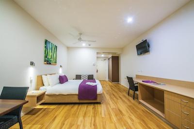 کلوب ترپیکال ریزرت داروین