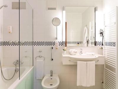 مرکور باد دورخیم ان دن اسالینن