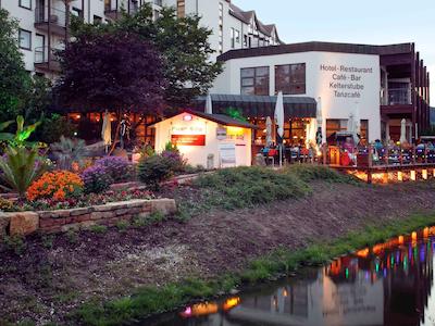 مرکور باد دورخیم ان دن اسالینن