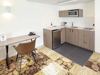 نوتل نو پلیمود هبسُن