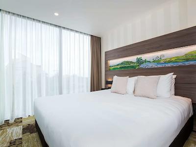 نوتل نو پلیمود هبسُن