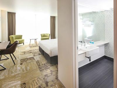 نوتل نو پلیمود هبسُن